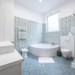 דירה Modern Duplex Haven With Loft Charm